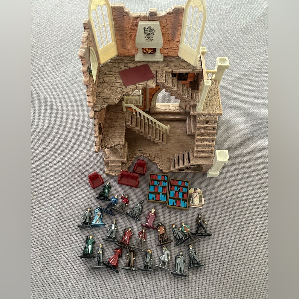 Harry Potter Nano MetalFigs Gryffindor Tower